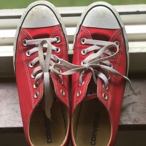 CONVERSE CHUCK TAYLOR ALL STAR LOW TOP RED